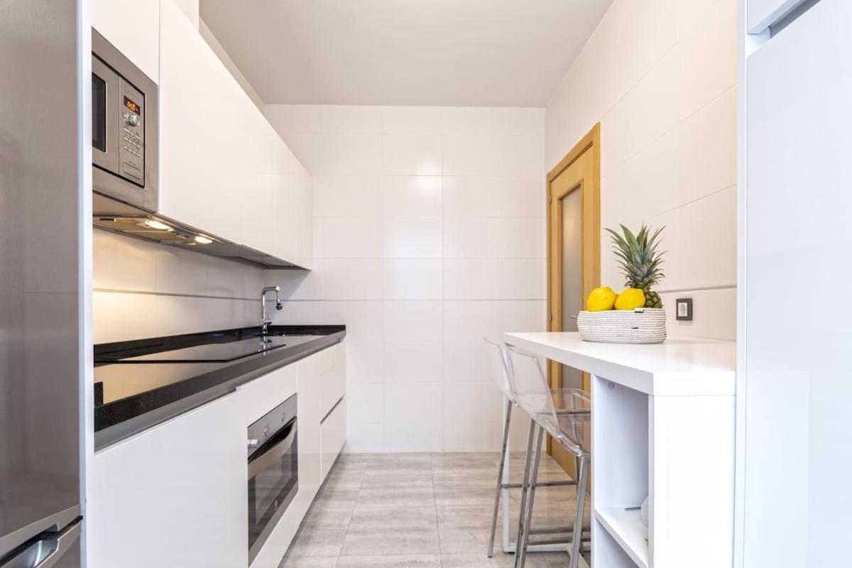 -Malagasunapts- Privateterrace Freeparking Pool Eksteriør bilde